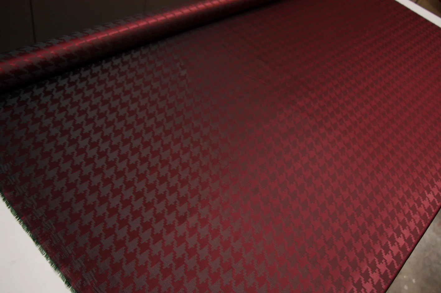 Lin Houndstooth Garnet (150cm wide) - Image 4