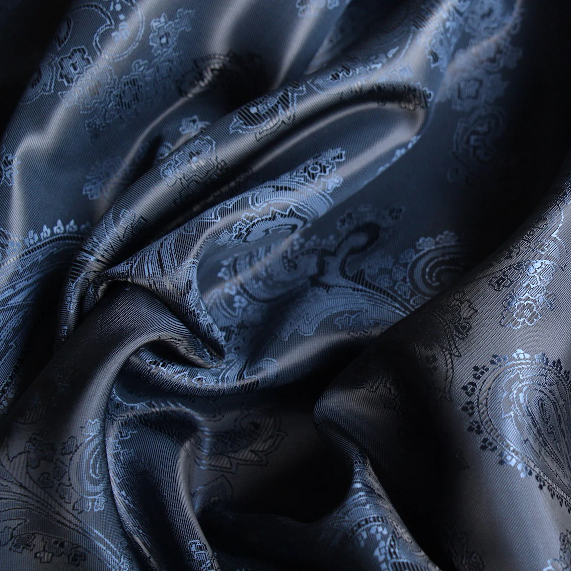 Lin Paisley Blueberry - Fancy Lining - Image 2