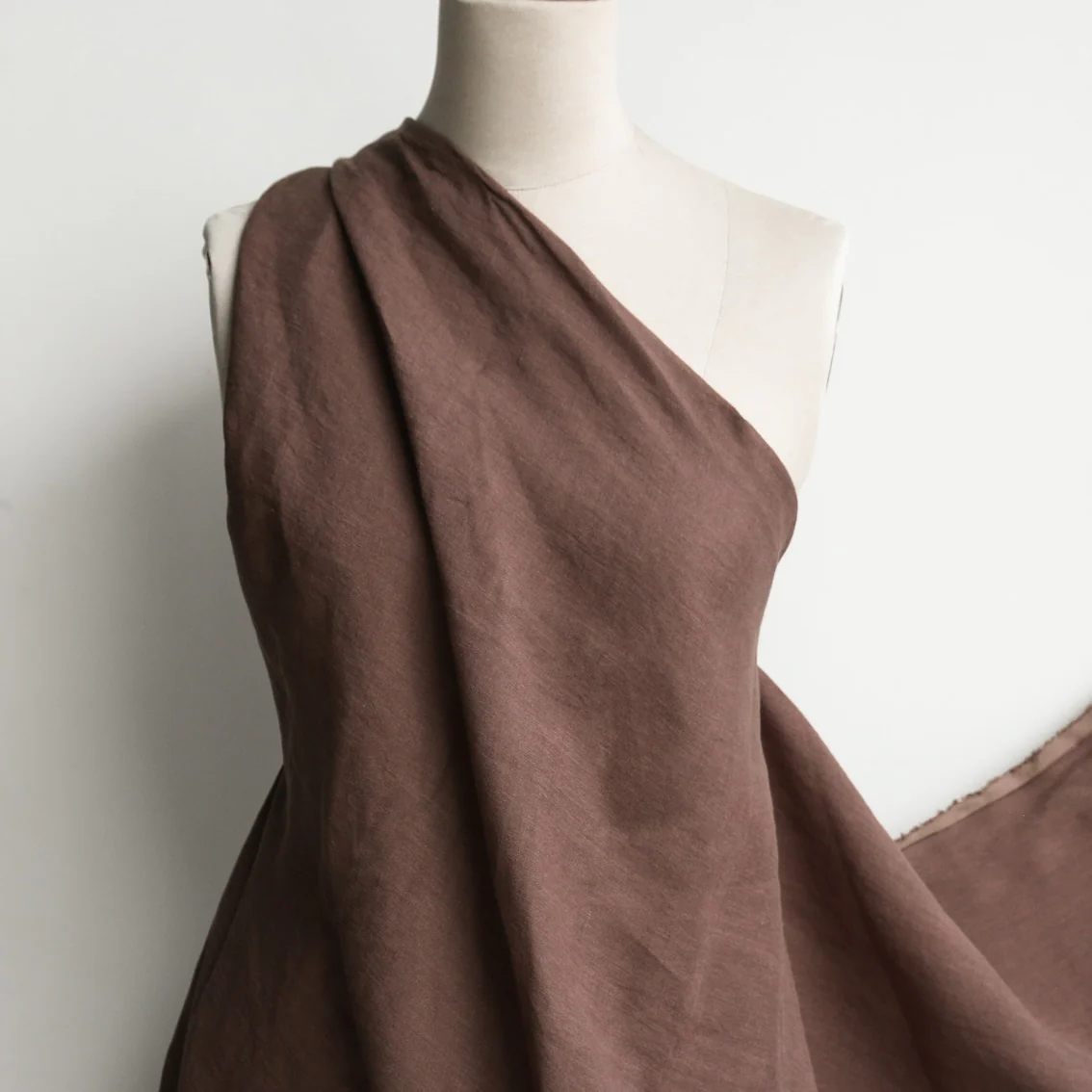 Linford Chestnut Washed Linen - Image 4