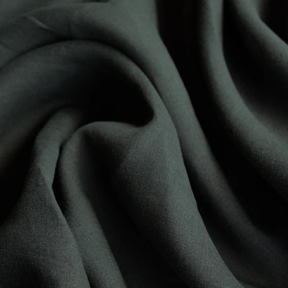 Linford Licorice Washed Linen - Image 2
