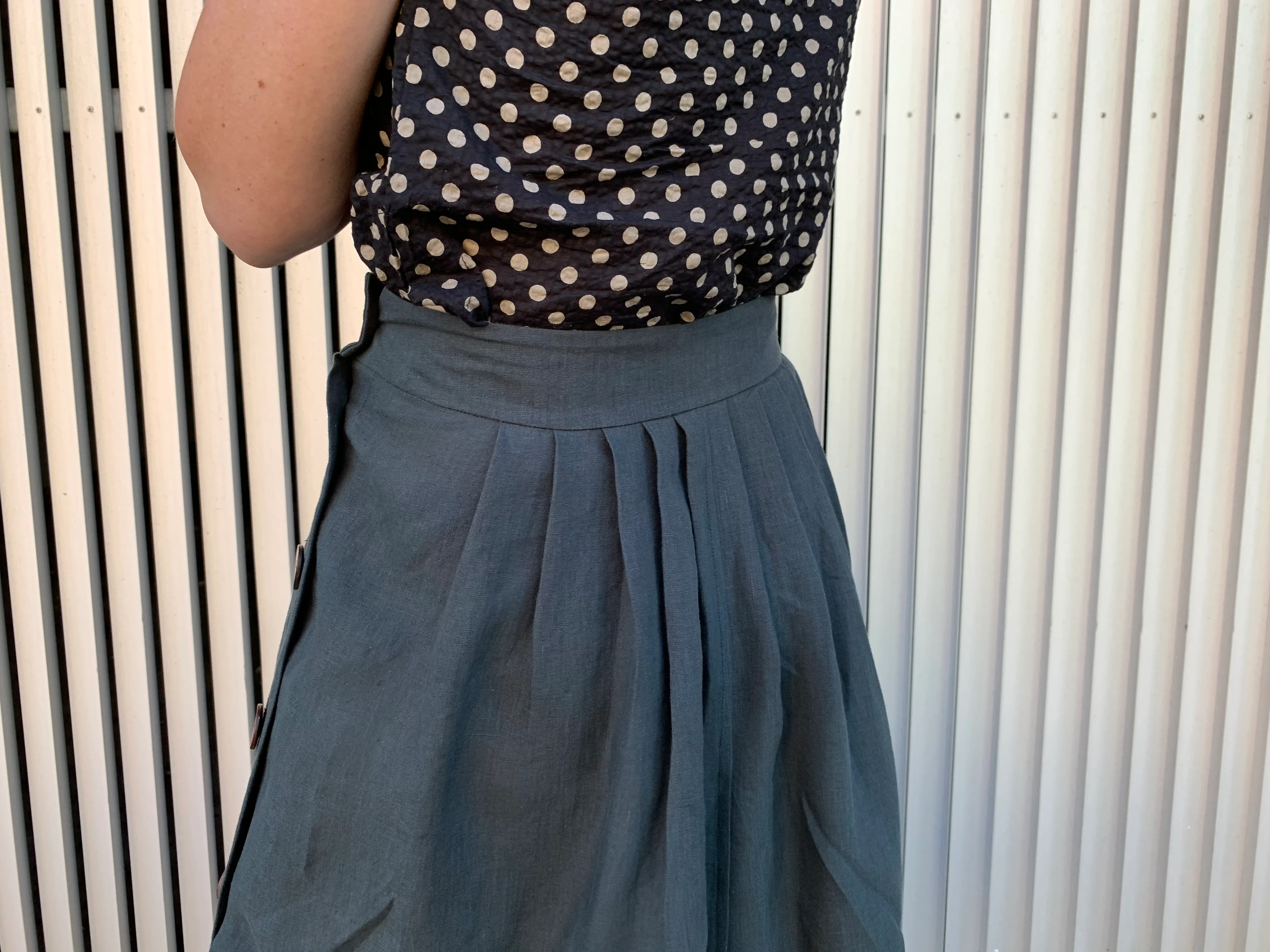 Linford Licorice Washed Linen - Image 4
