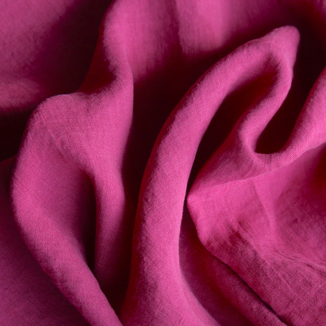 Linford Magenta Washed Linen - Image 2