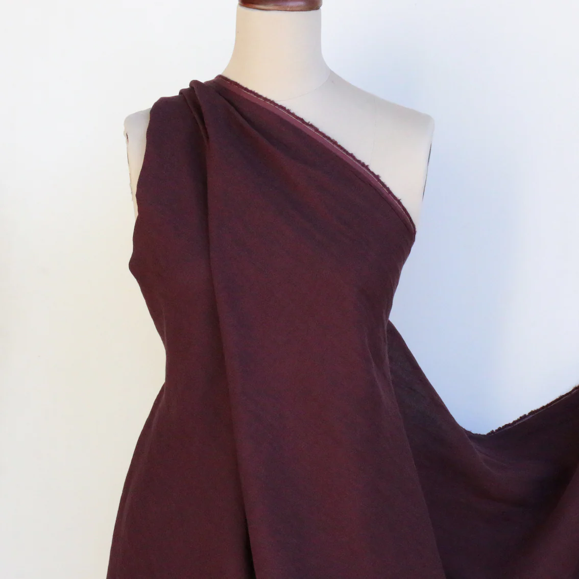 Linford Plum Washed Linen - Image 3
