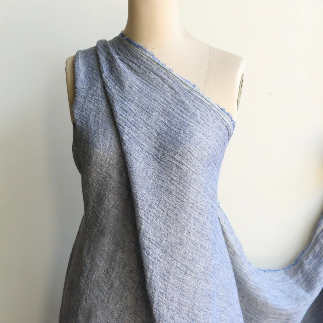 Lisbon Chambray Crinkle Linen - Image 4