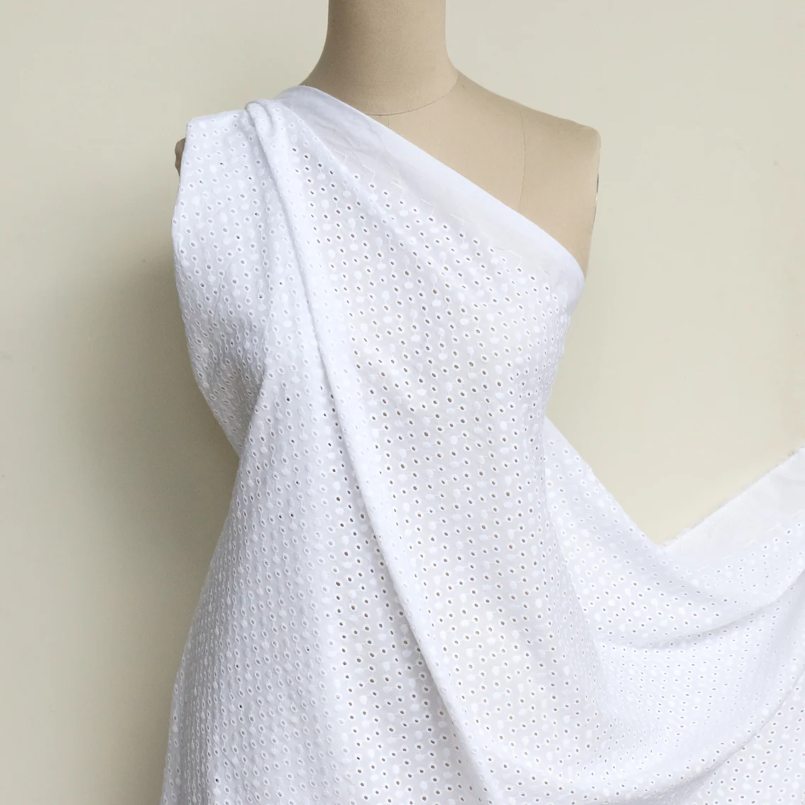 Loire White - Broderie Anglaise - Image 3