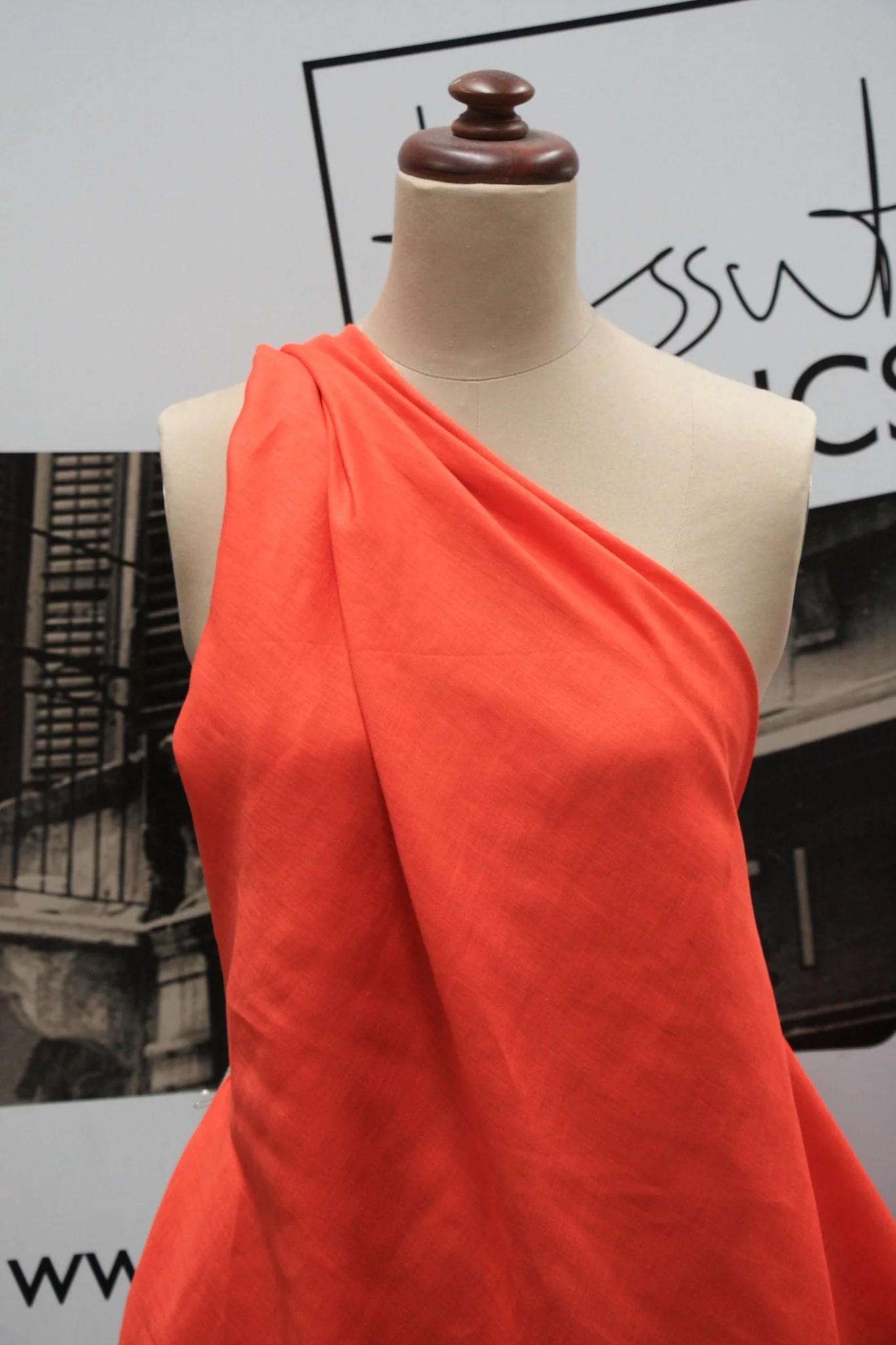 Lola Tangerine - Image 3