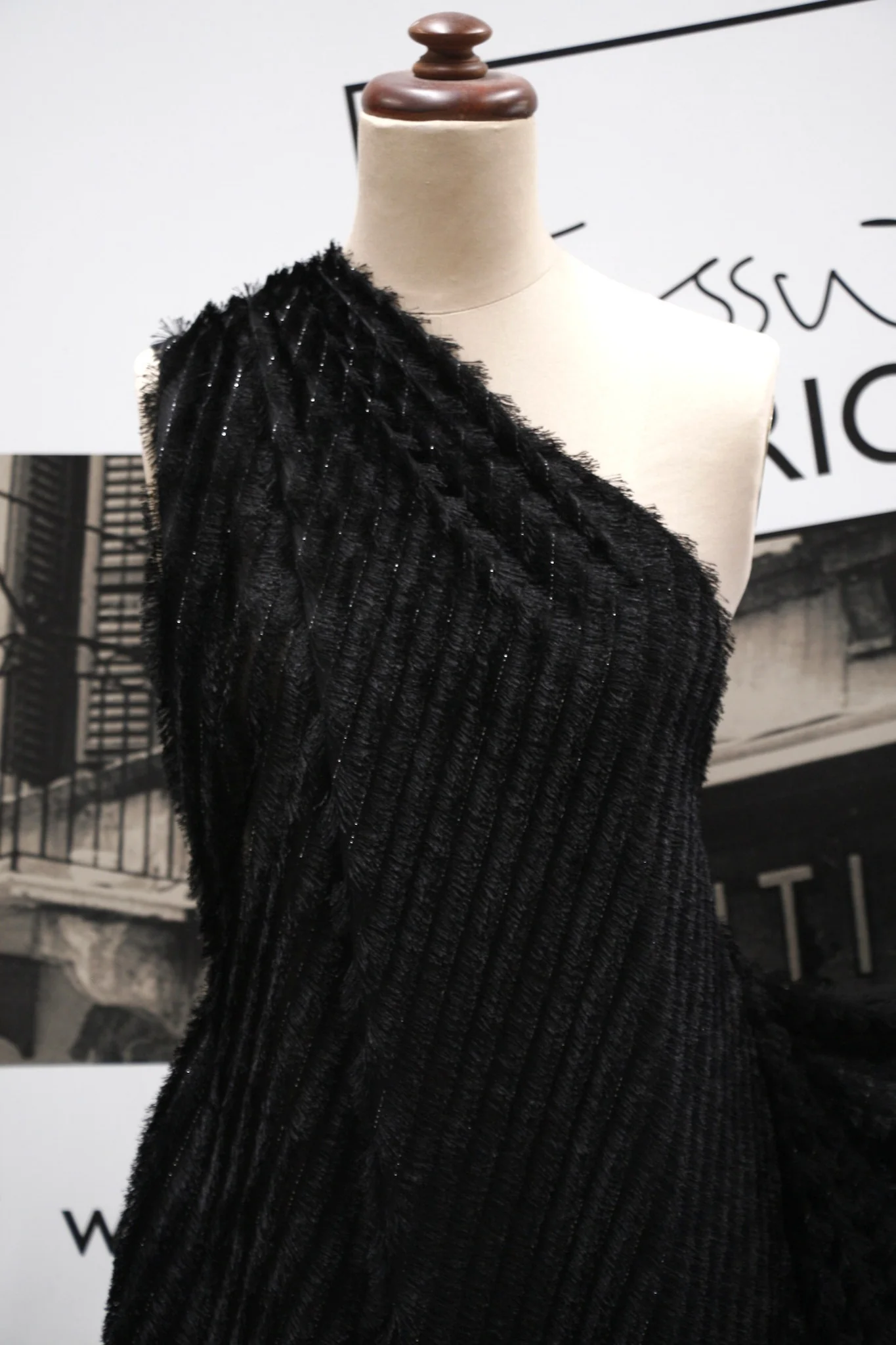 Loose Ends - Image 4