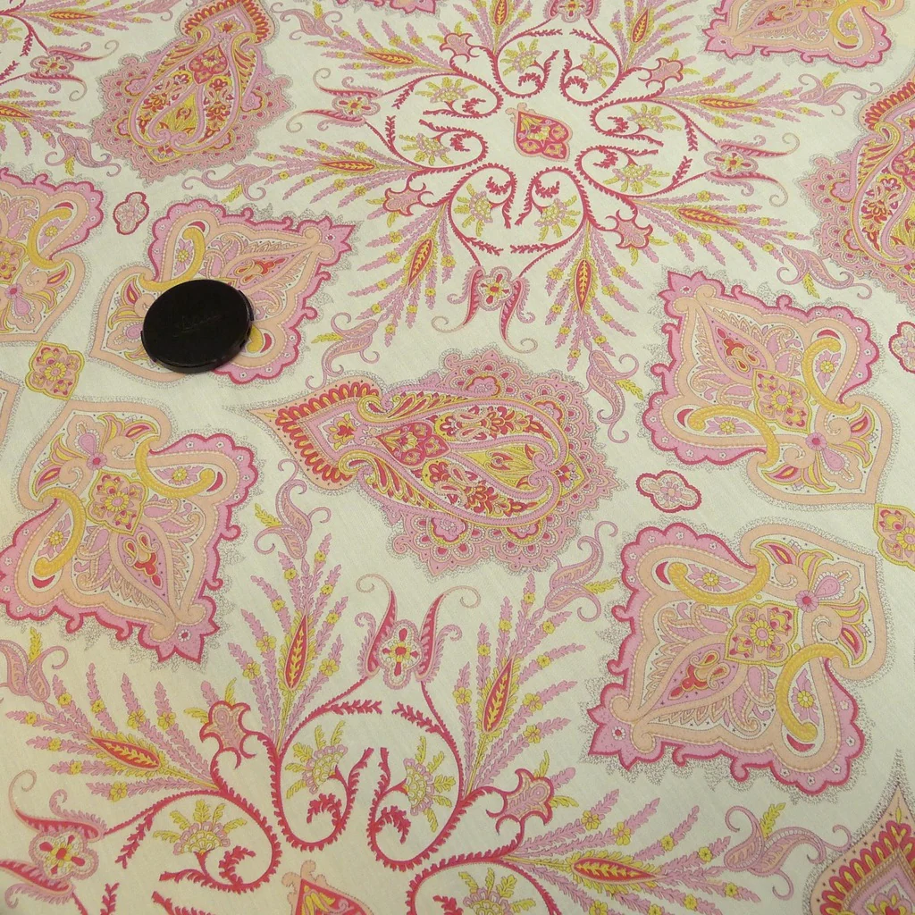 Lord Paisley Pink - Image 2