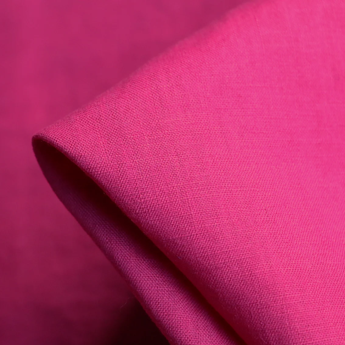 Loren Cerise Linen