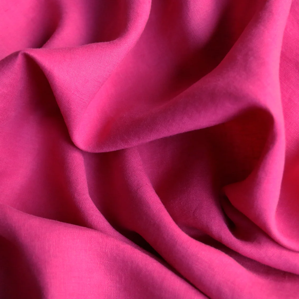 Loren Cerise Linen - Image 2