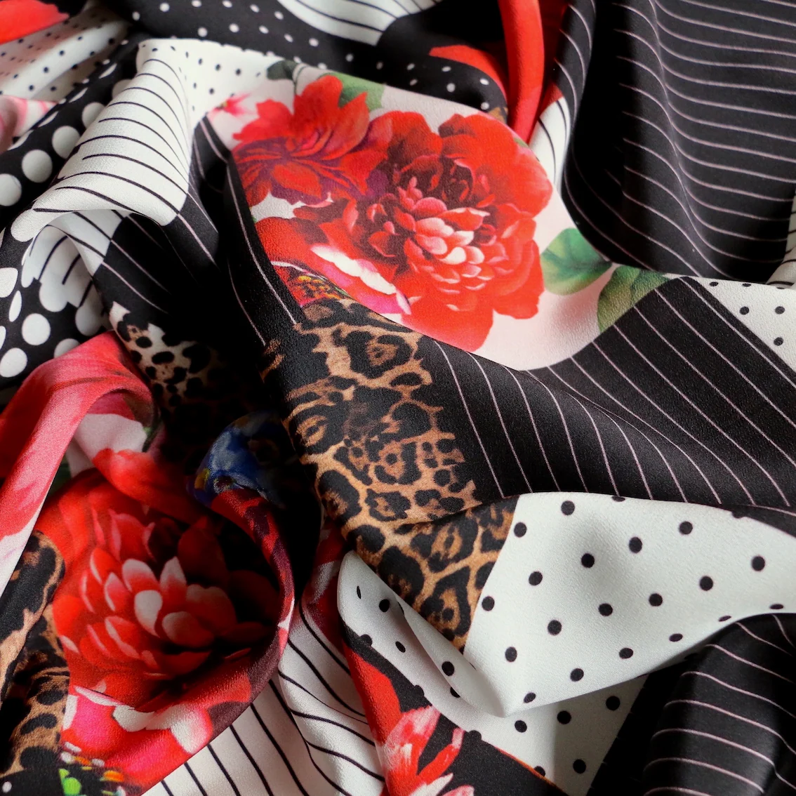 Loren Patchwork Silk Crepe De Chine - Image 2