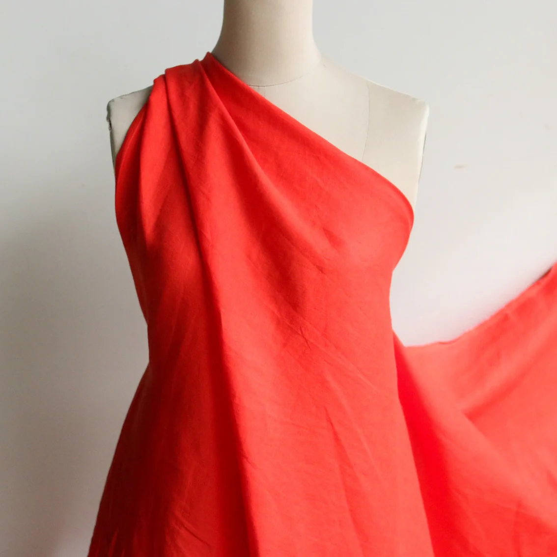 Loren Spritz Linen - Image 3