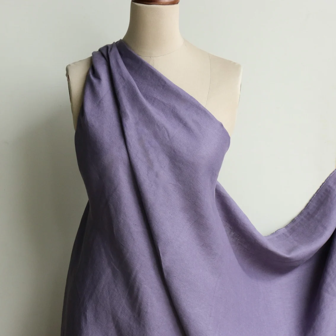 Loren Wisteria Linen - Image 4