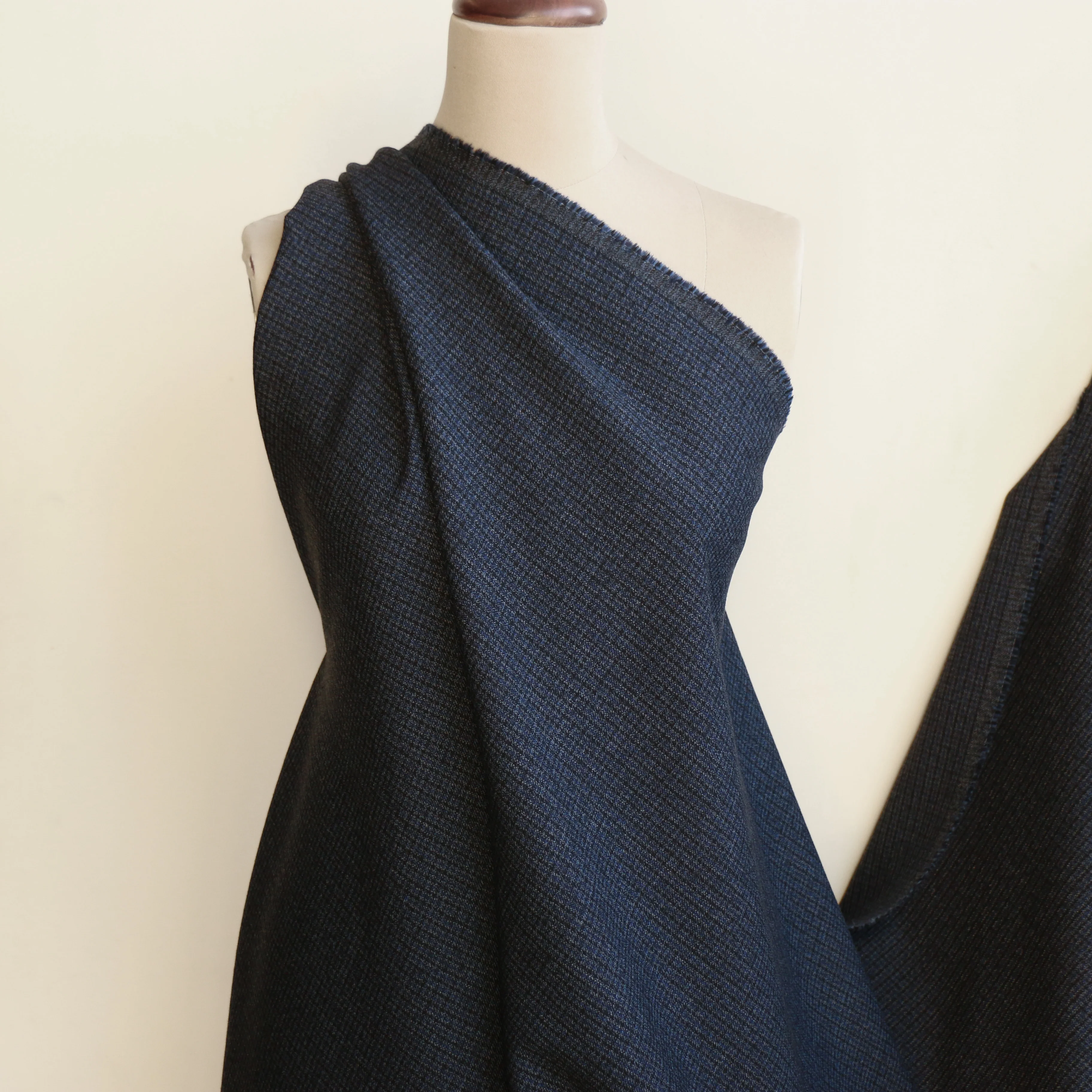 Lorenza Blue - Image 5