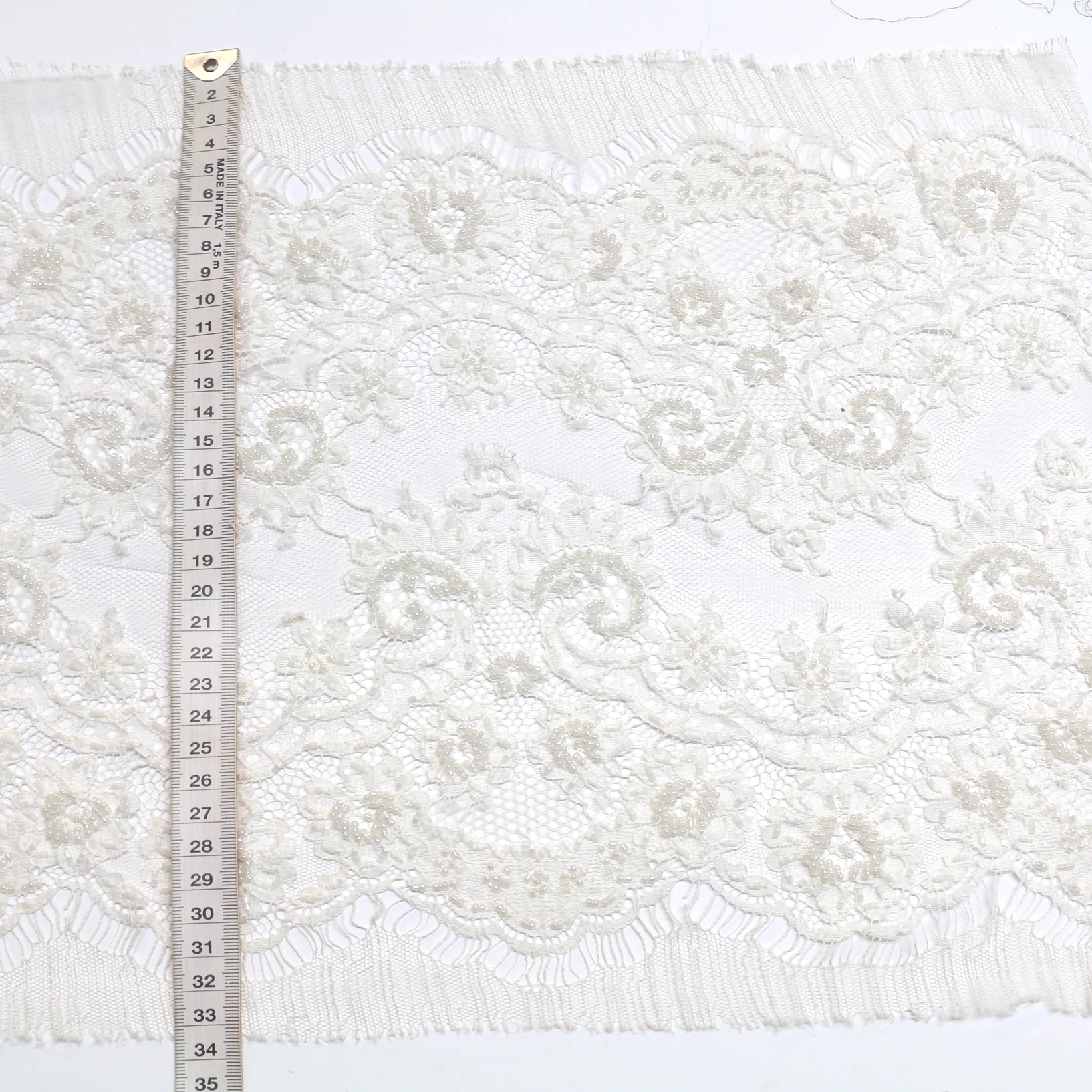 Lorin Ivory - Lace Trim - 30cm - Image 2
