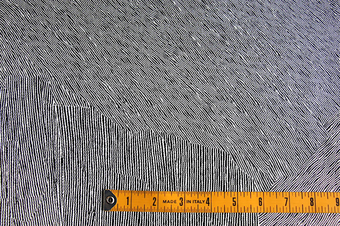 Lucido Scratches Jacquard - Image 2