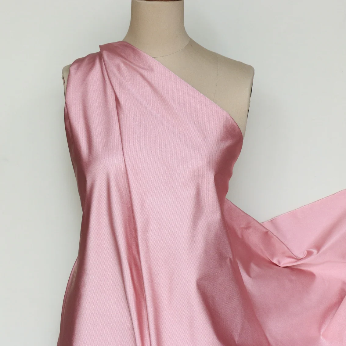 Lucille Ballet Pink Silk Ottoman - Image 4