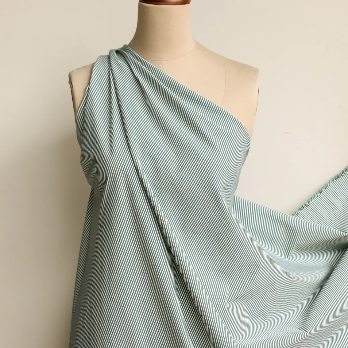 Lugana Green Shirting - Image 4