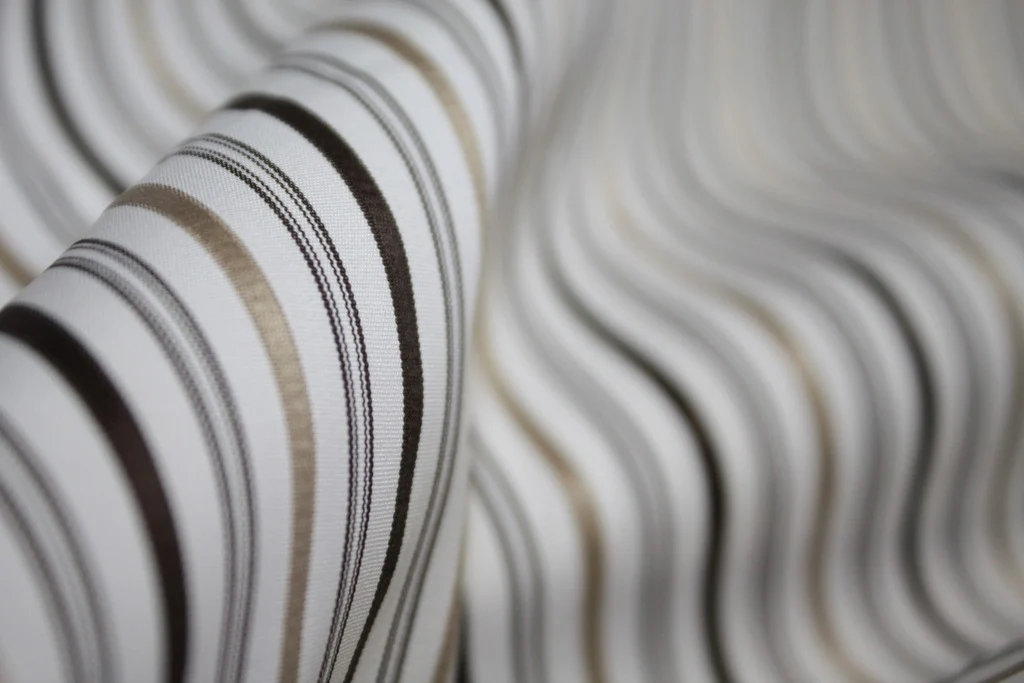 Macchiato Gold - Shirting - Image 3