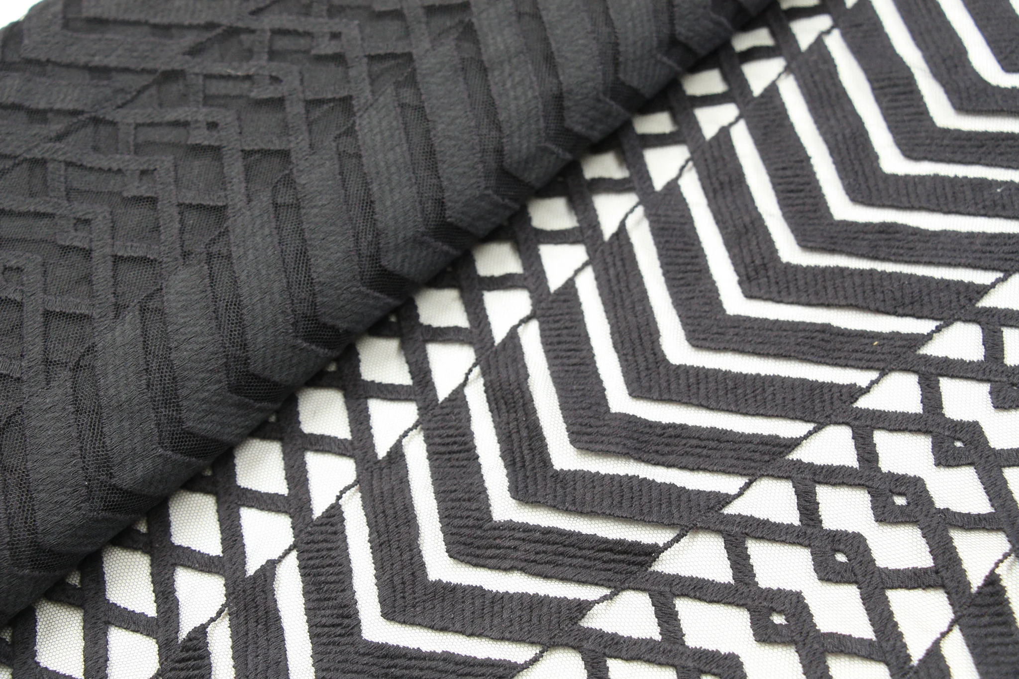 Manning Mesh Black - Image 2