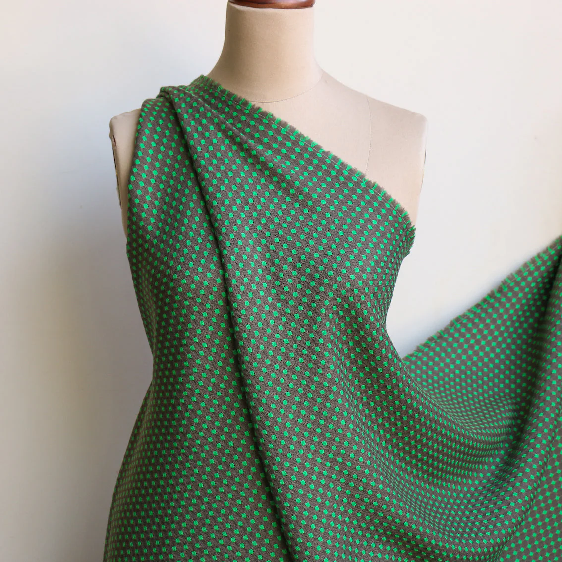 Mante Verde Wool Jacquard Spot - Image 5