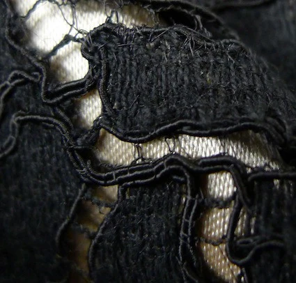 Marielle Noir Lace - Image 5