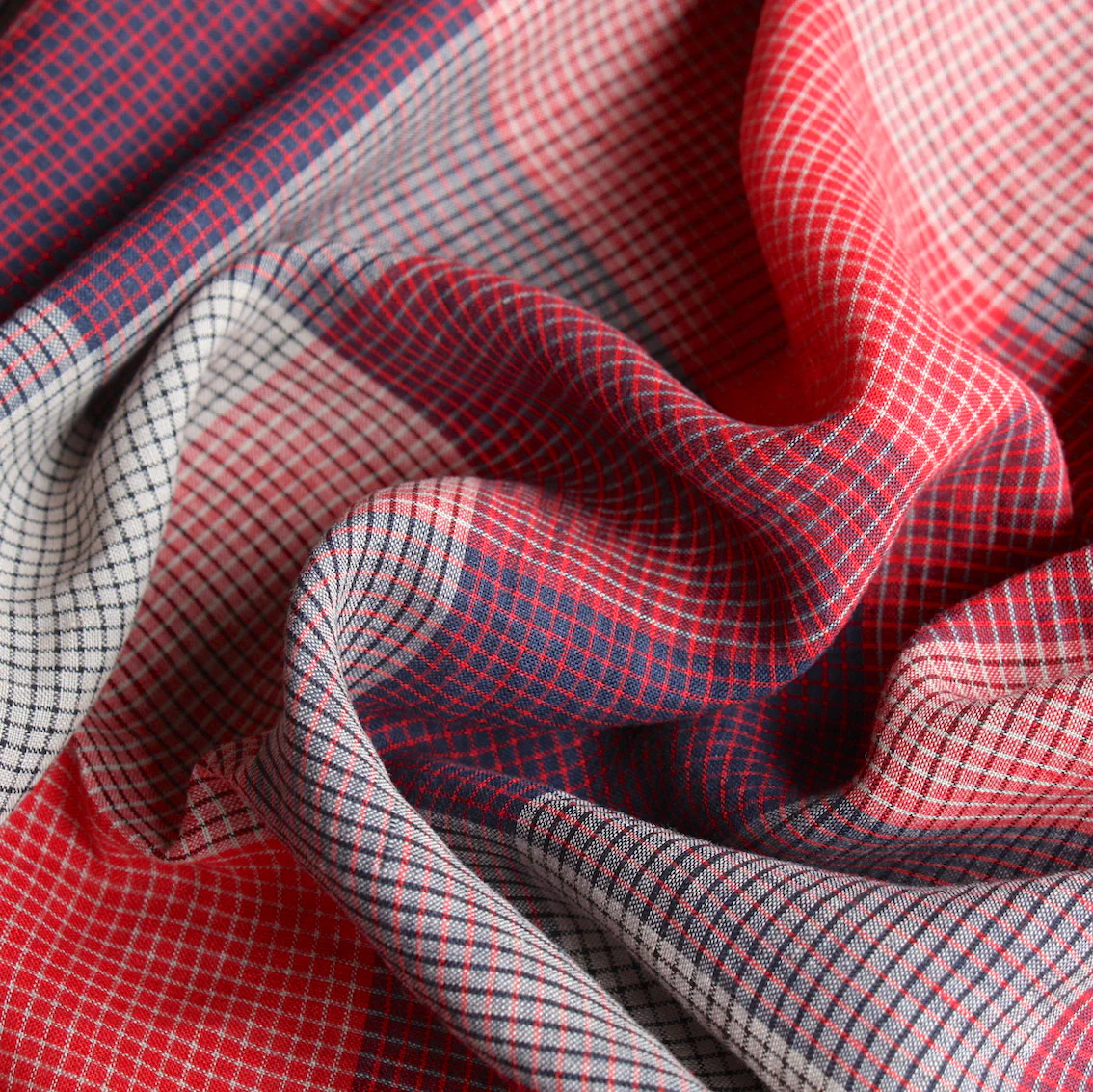 Marrakesh Berry Washed Linen - Image 2