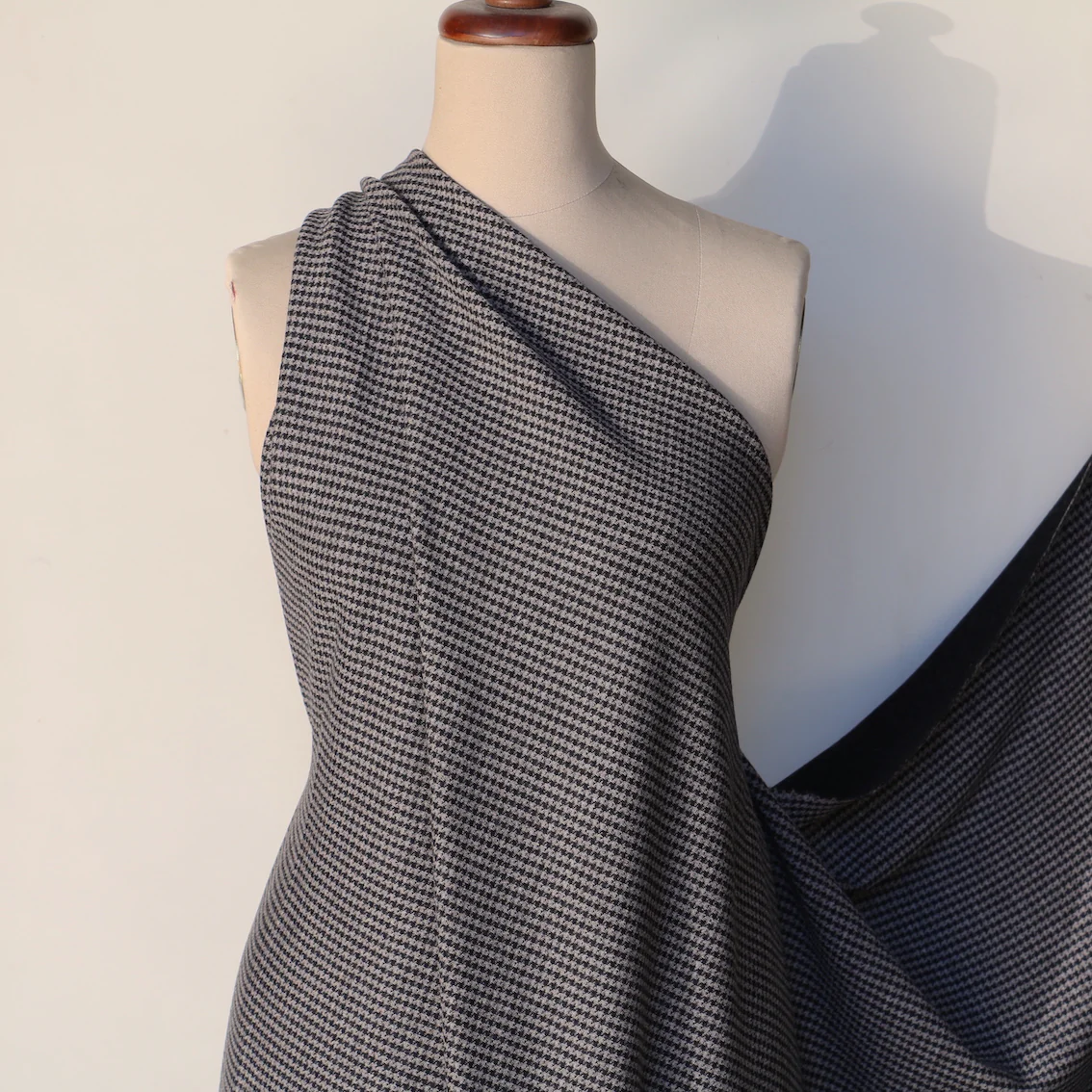 Massina Houndstooth - Double Sided Knit - Image 5