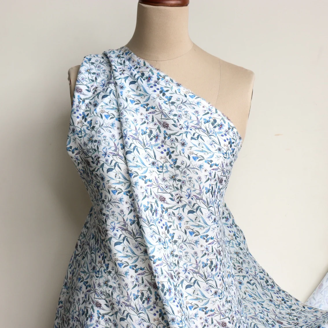 Megumi White - Liberty Sycamore Linen - Image 5