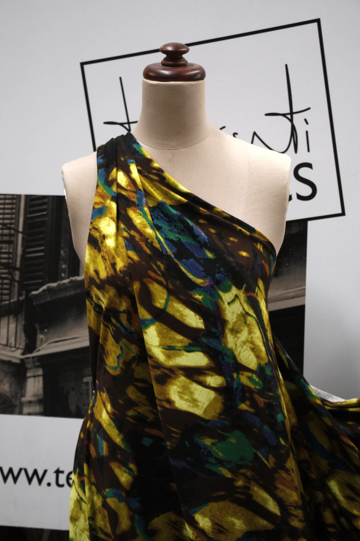 Melting Gold - Image 5