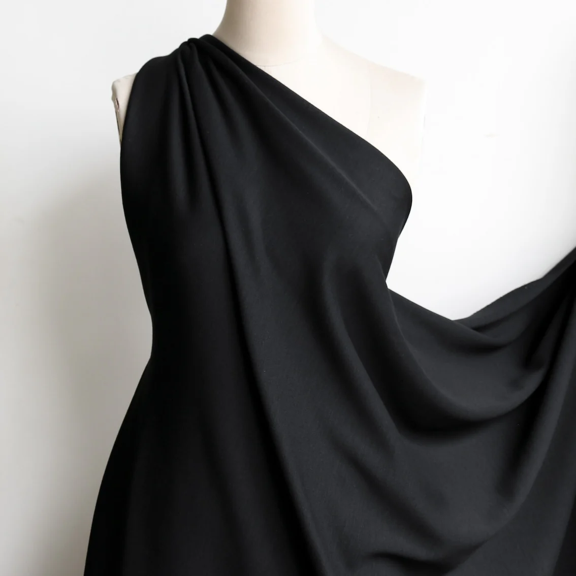 Merino Wool Ponti - Black - Image 4