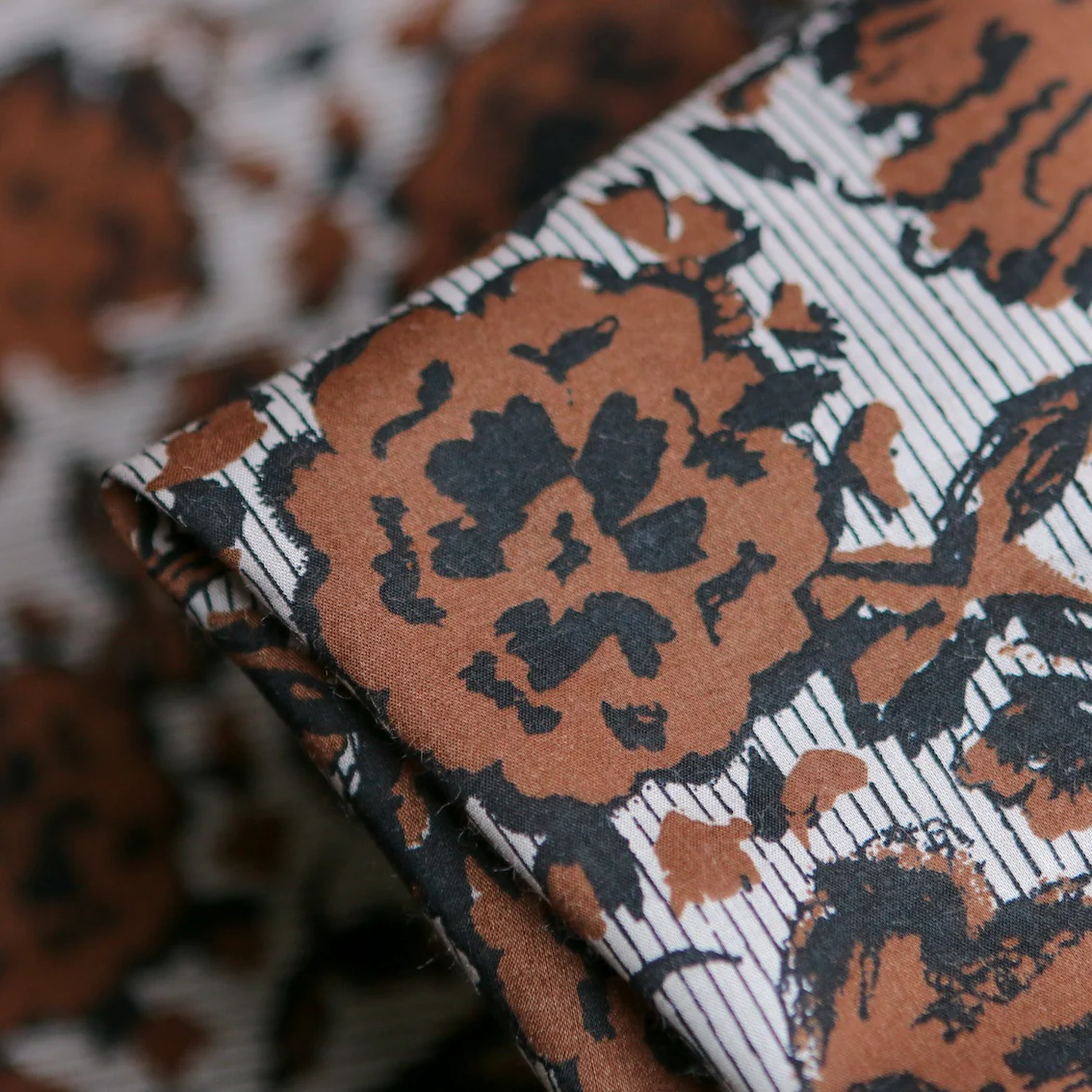 Mia Floral/Stripe Cocoa - Cotton/Rexcell