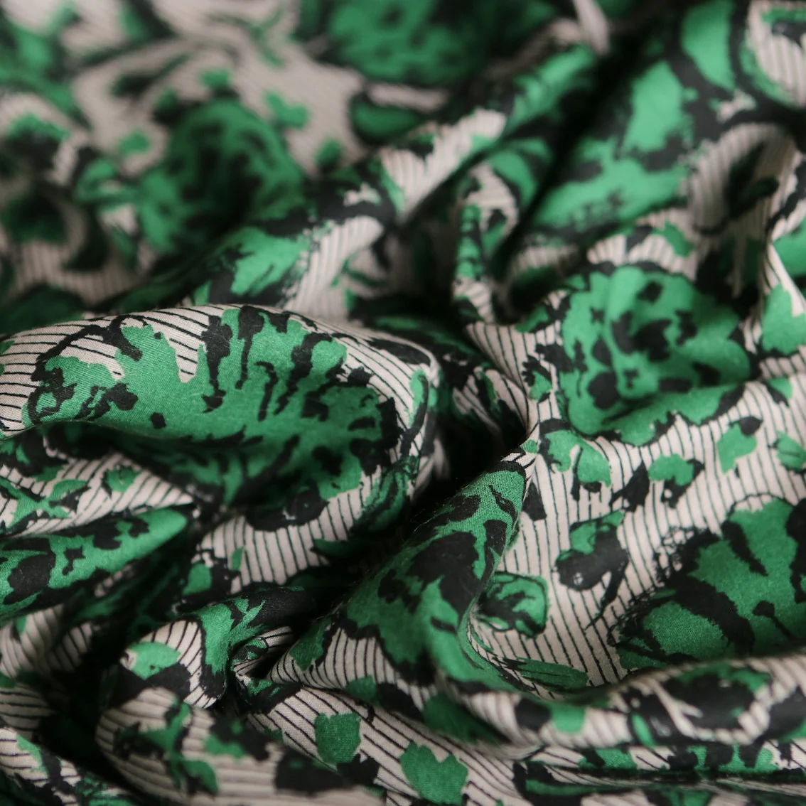 Mia Floral/Stripe Green - Cotton/Rexcell - Image 2