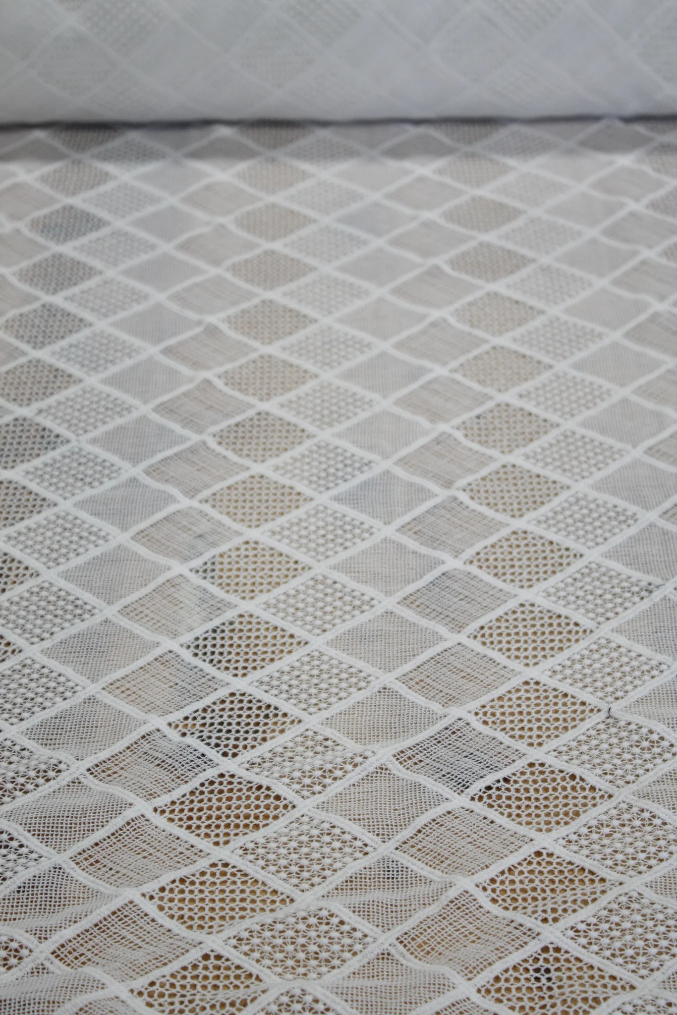 Mia Guipure - Image 4