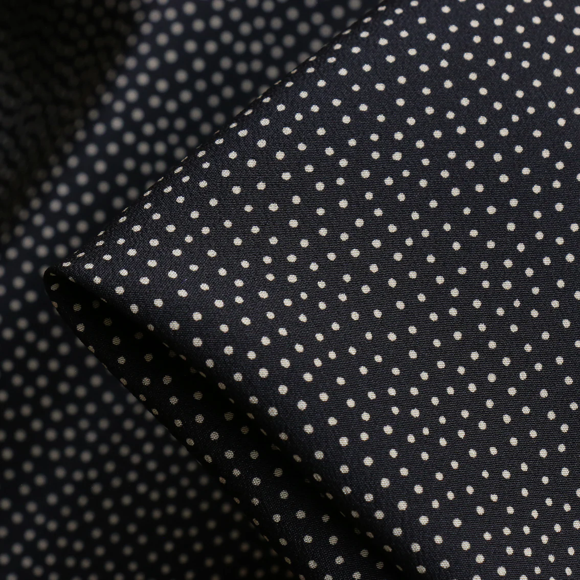 Micro Punto Black - Silk CDC