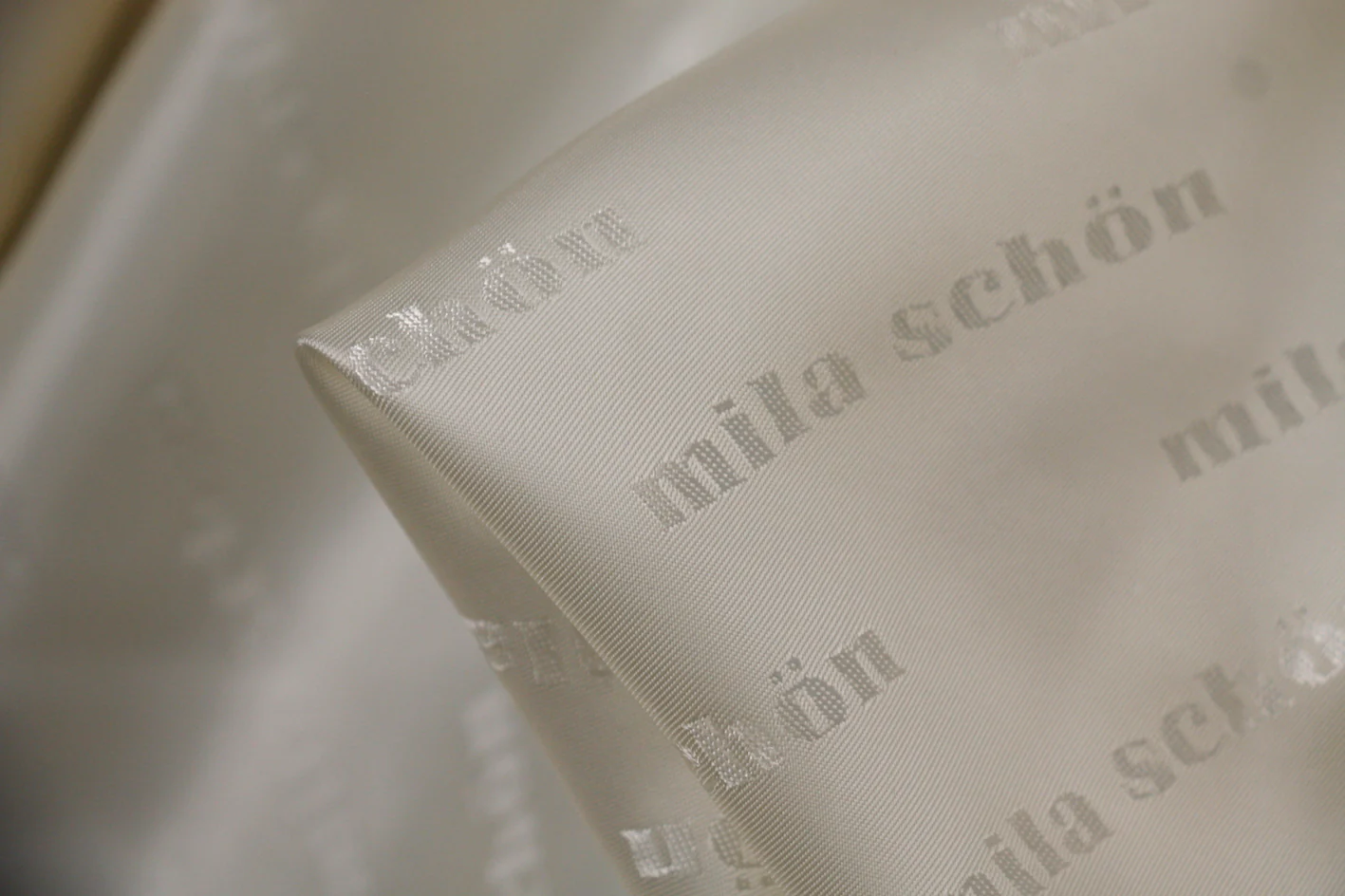 Mila Avorio - Fancy Lining