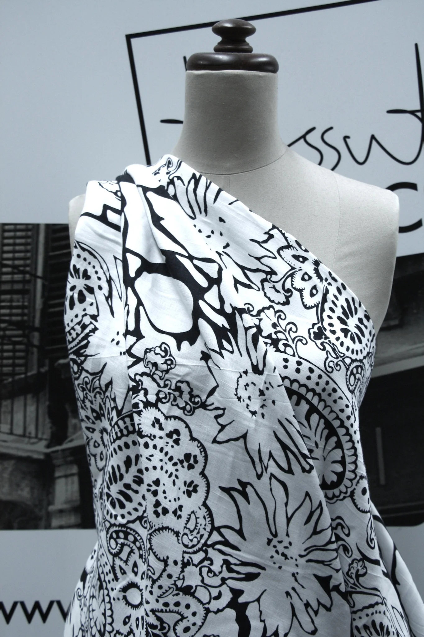 Milan Floral - Image 5