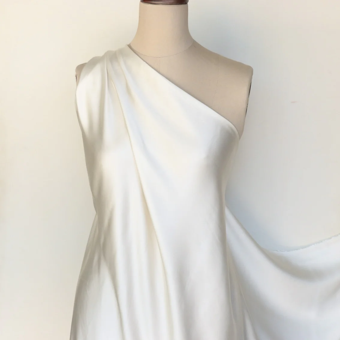 Milk Cupro Sandwashed - Image 3