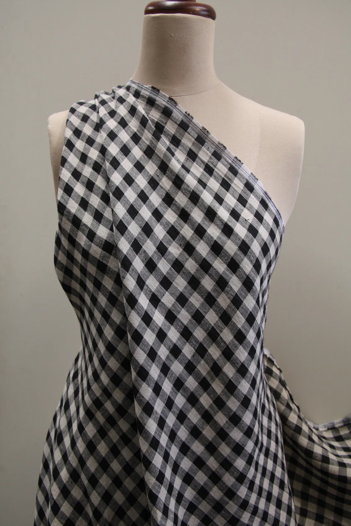 Mina Check Black Washed Linen - Image 4