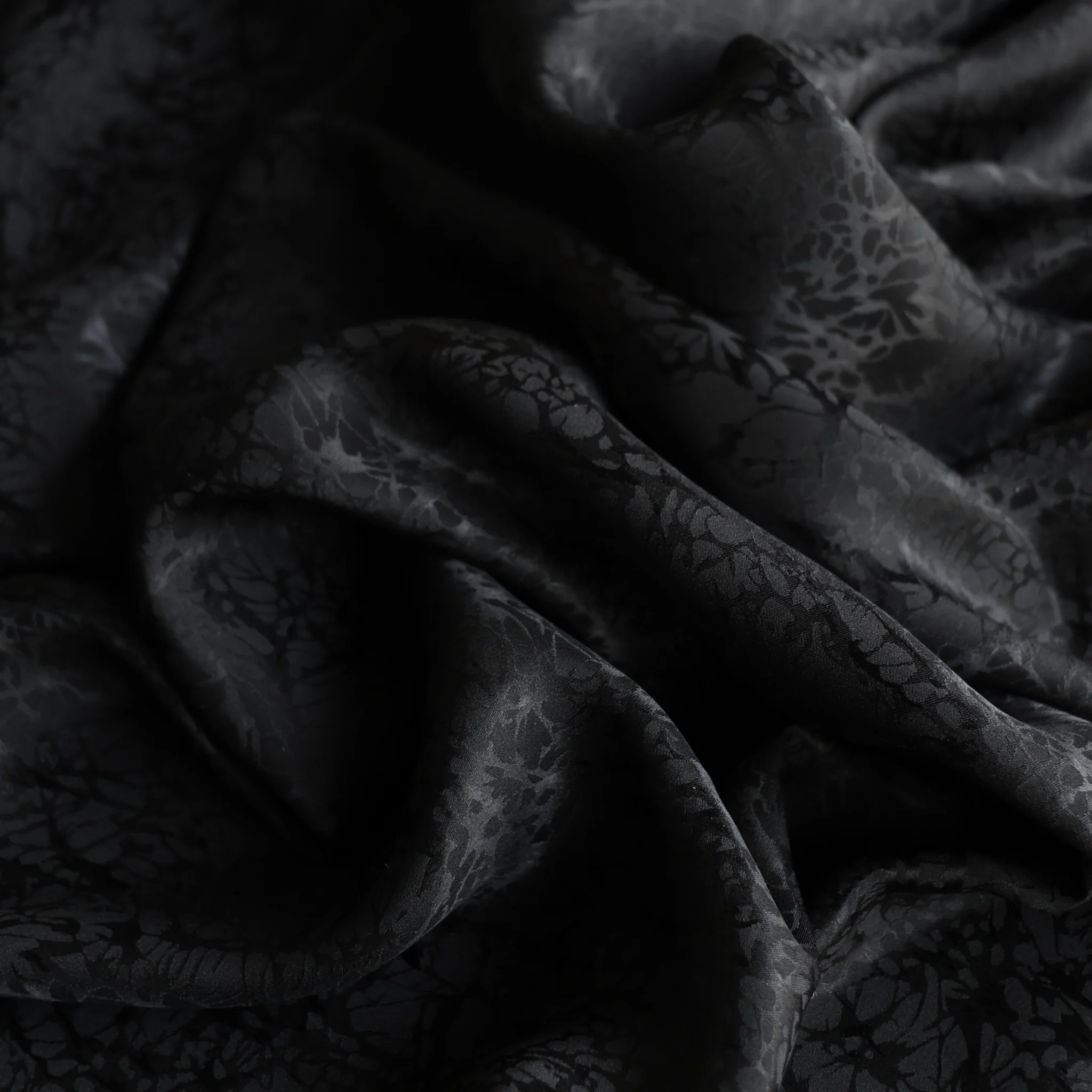 Mirage Nero Jacquard Silk Satin - Image 2