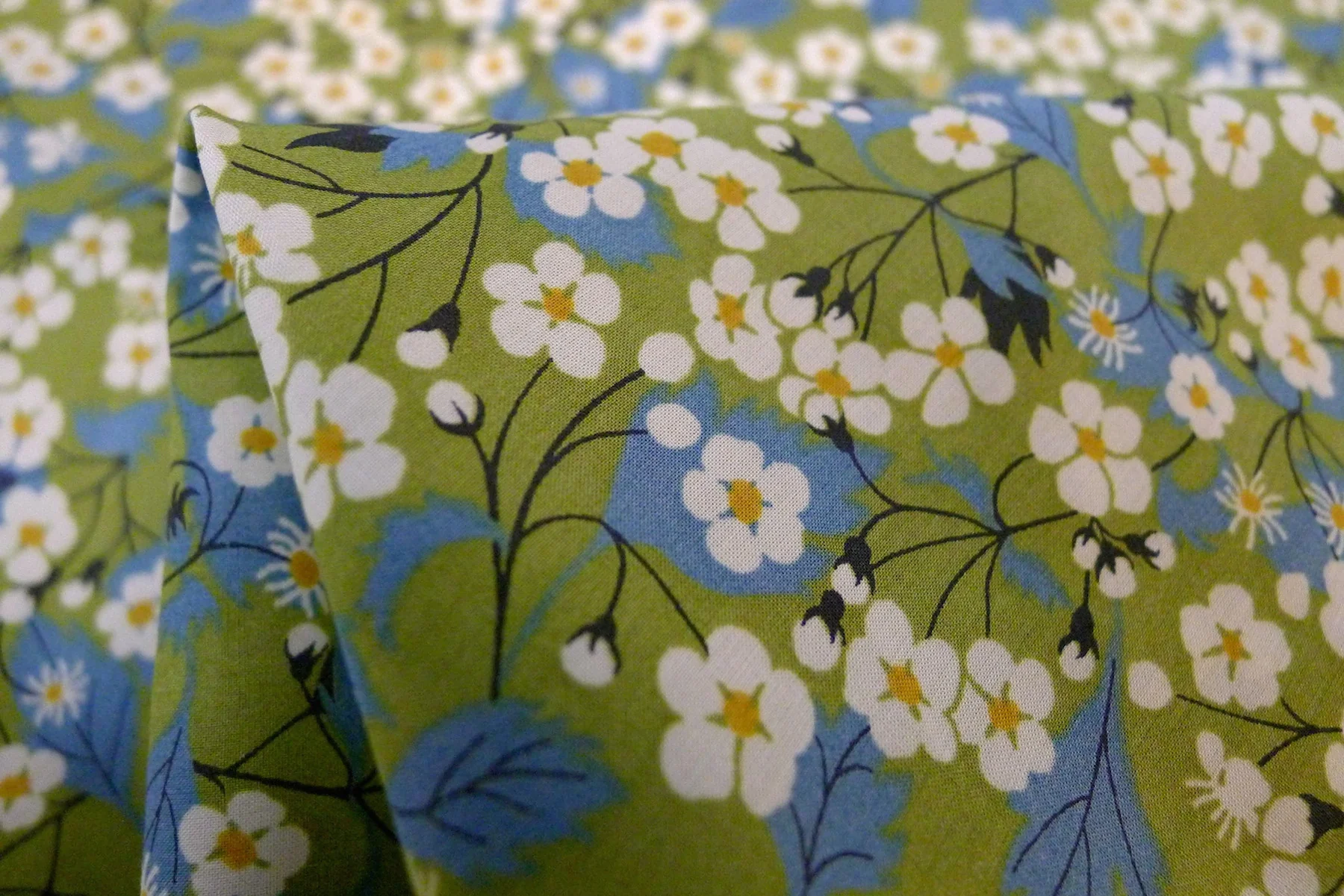 Mitsi Green - Tana Lawn