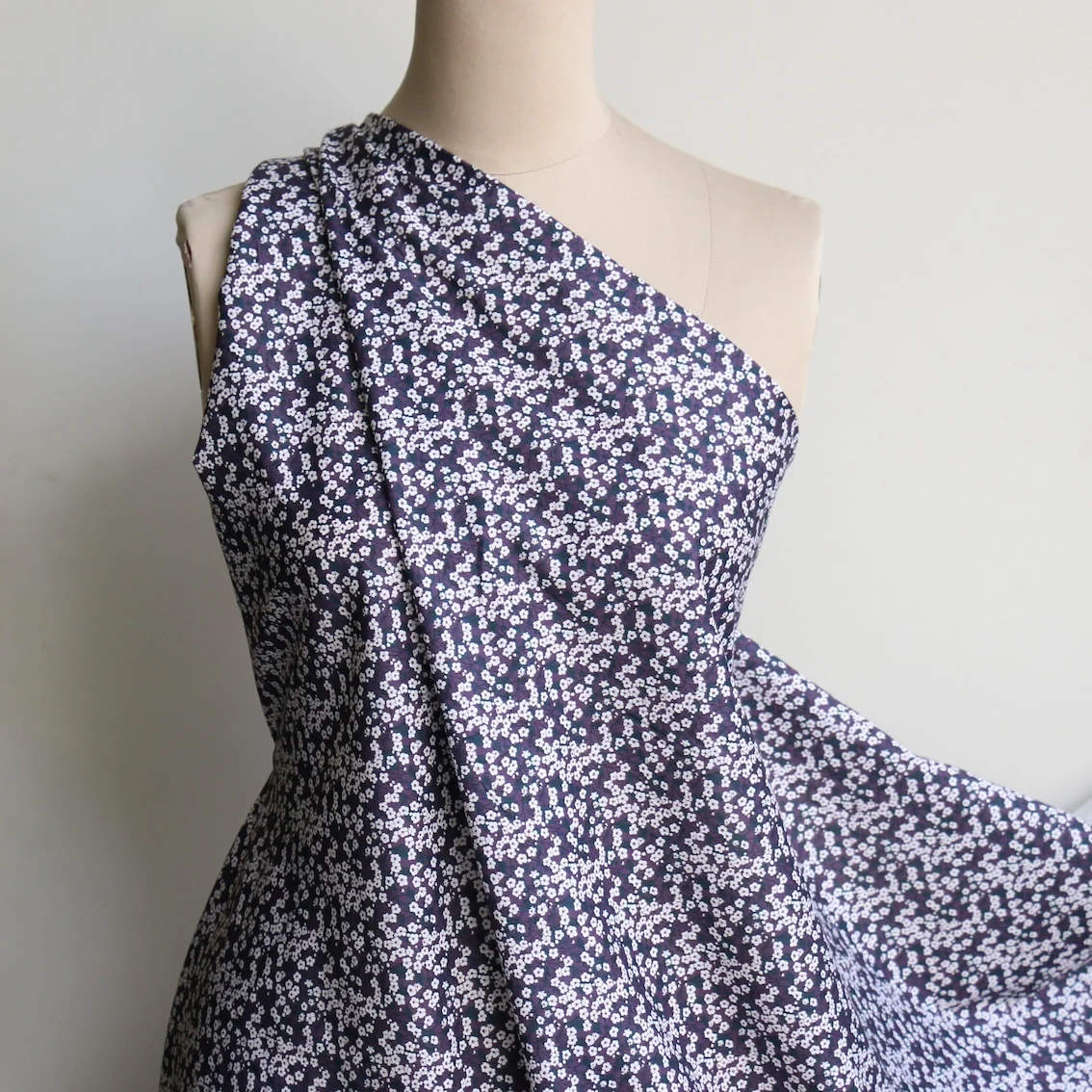Mitsi Valeria Charcoal - Liberty Tana Lawn™ - Image 5