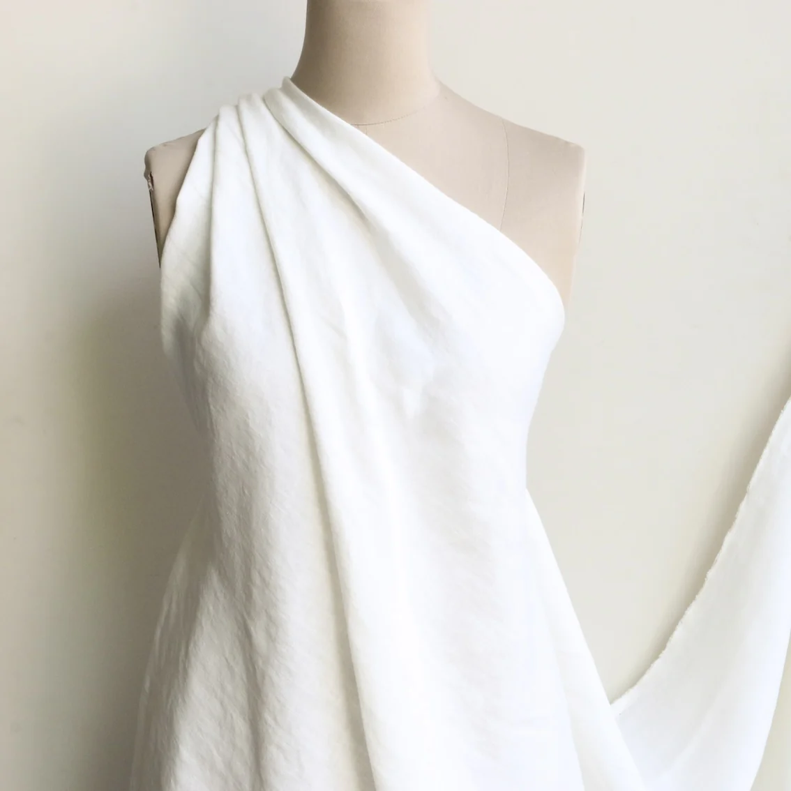 Mondello Whisper White Linen - Heavy Weight - Image 4