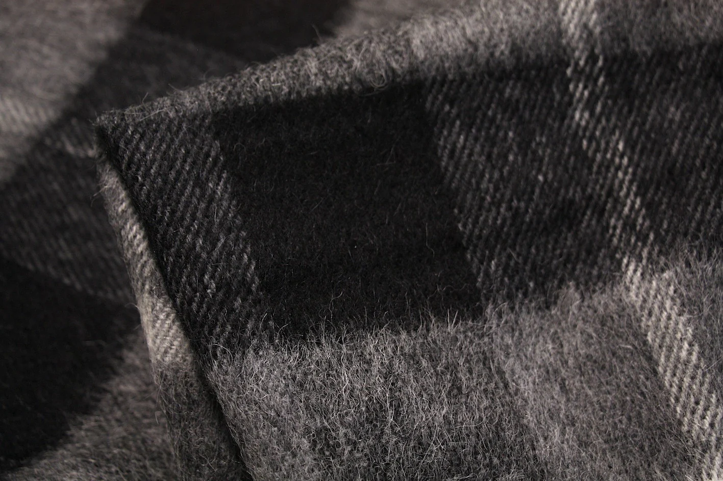 Mono Grey Squares