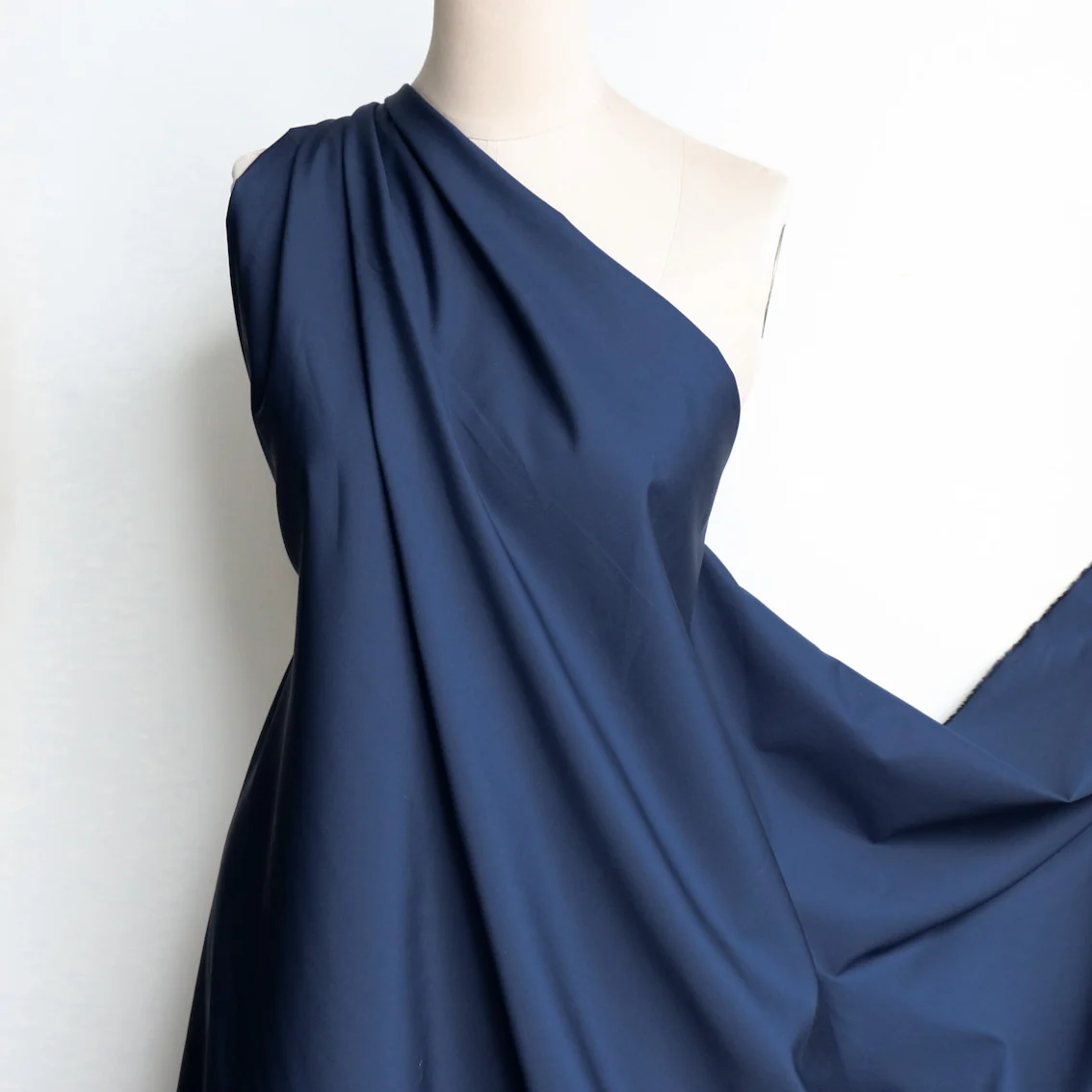 Moro Marine Blu Poplin - Image 4