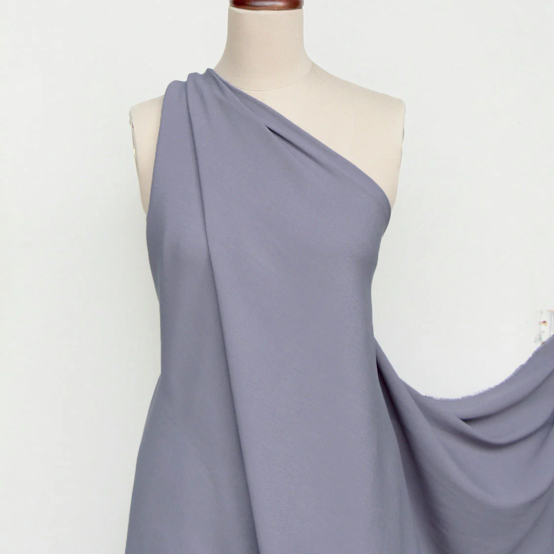 Moss Crepe Mauve Grey - Image 3