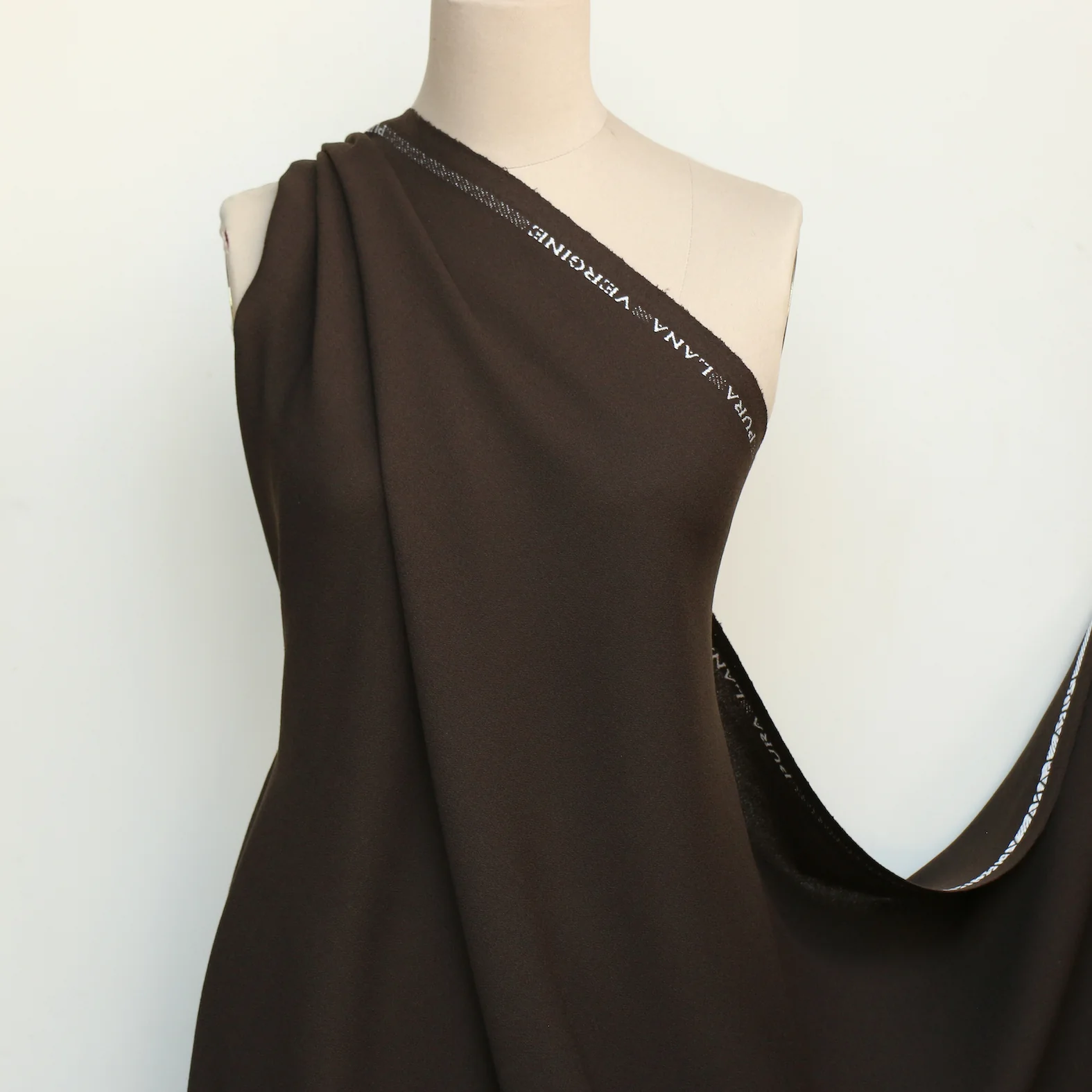 Motiv Brunette Wool Crepe - Image 4