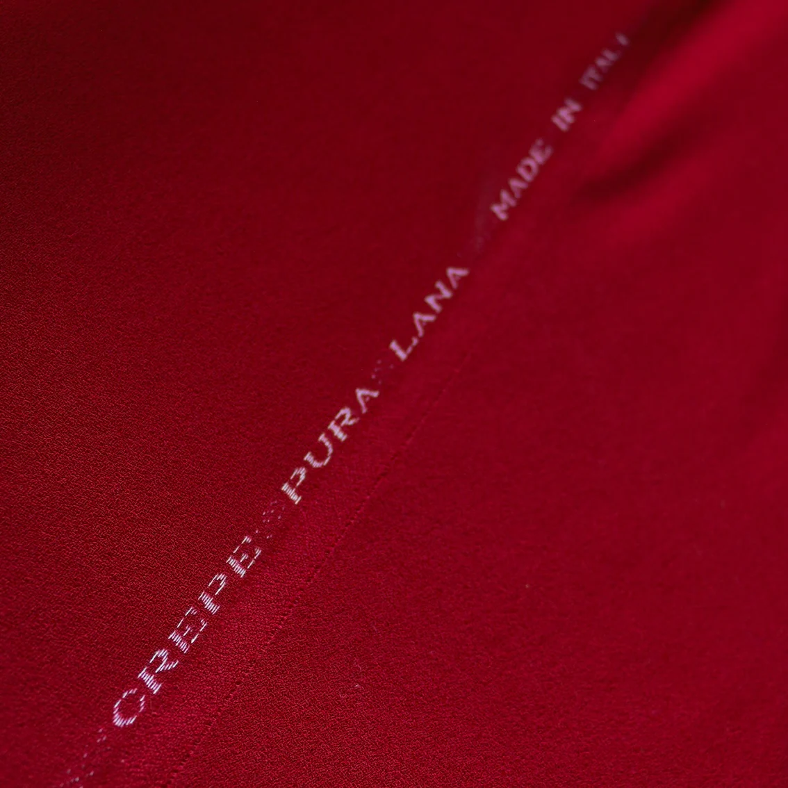 Motiv Rosso Wool Crepe - Image 3