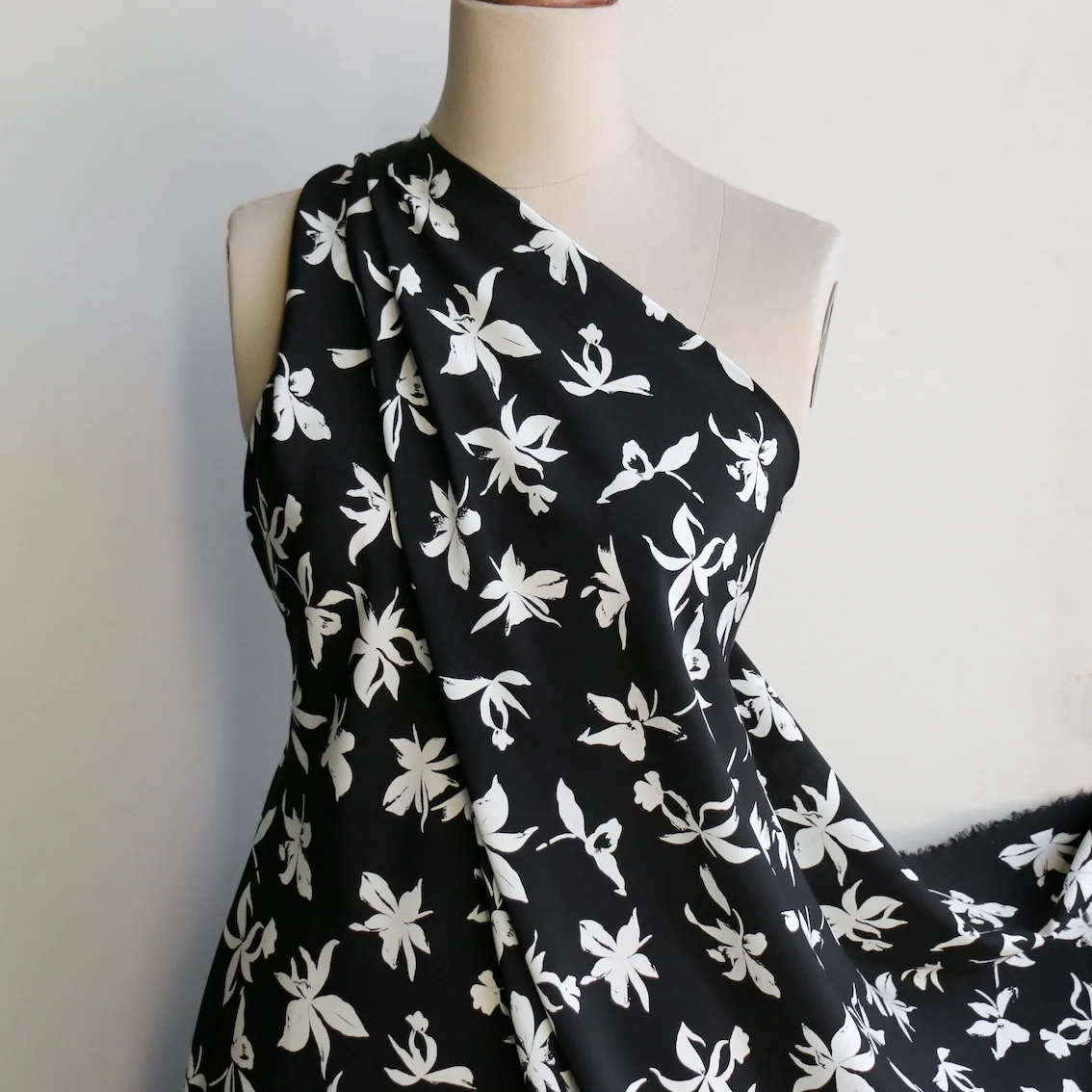 Murano Fiori Silk Crepe De Chine - Image 4