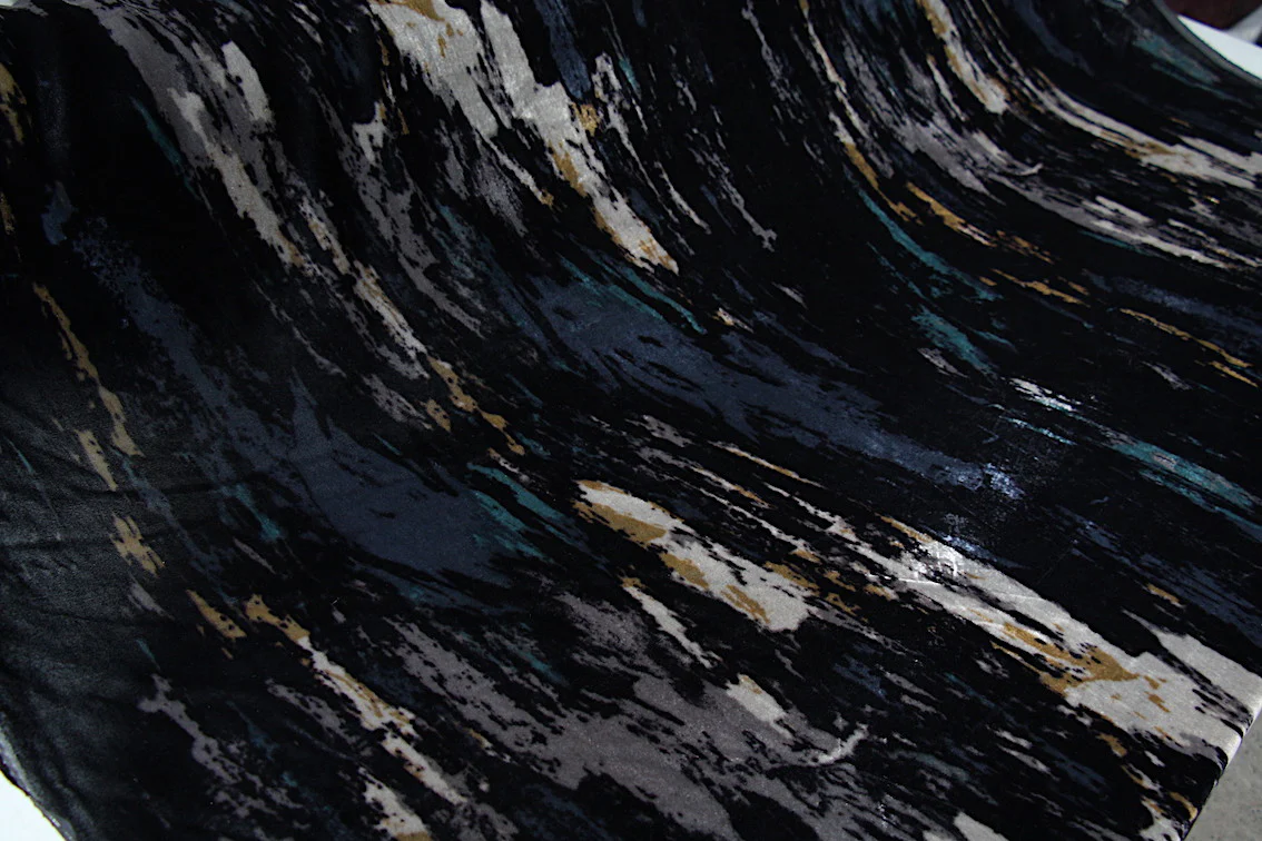Mussiness Printed Velvet - Image 3